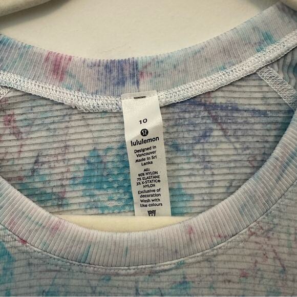 RARE Lululemon SeaWheeze Swiftly Speed SS Tee in Tie Dye Size 10 NWT - Picture 2 of 8